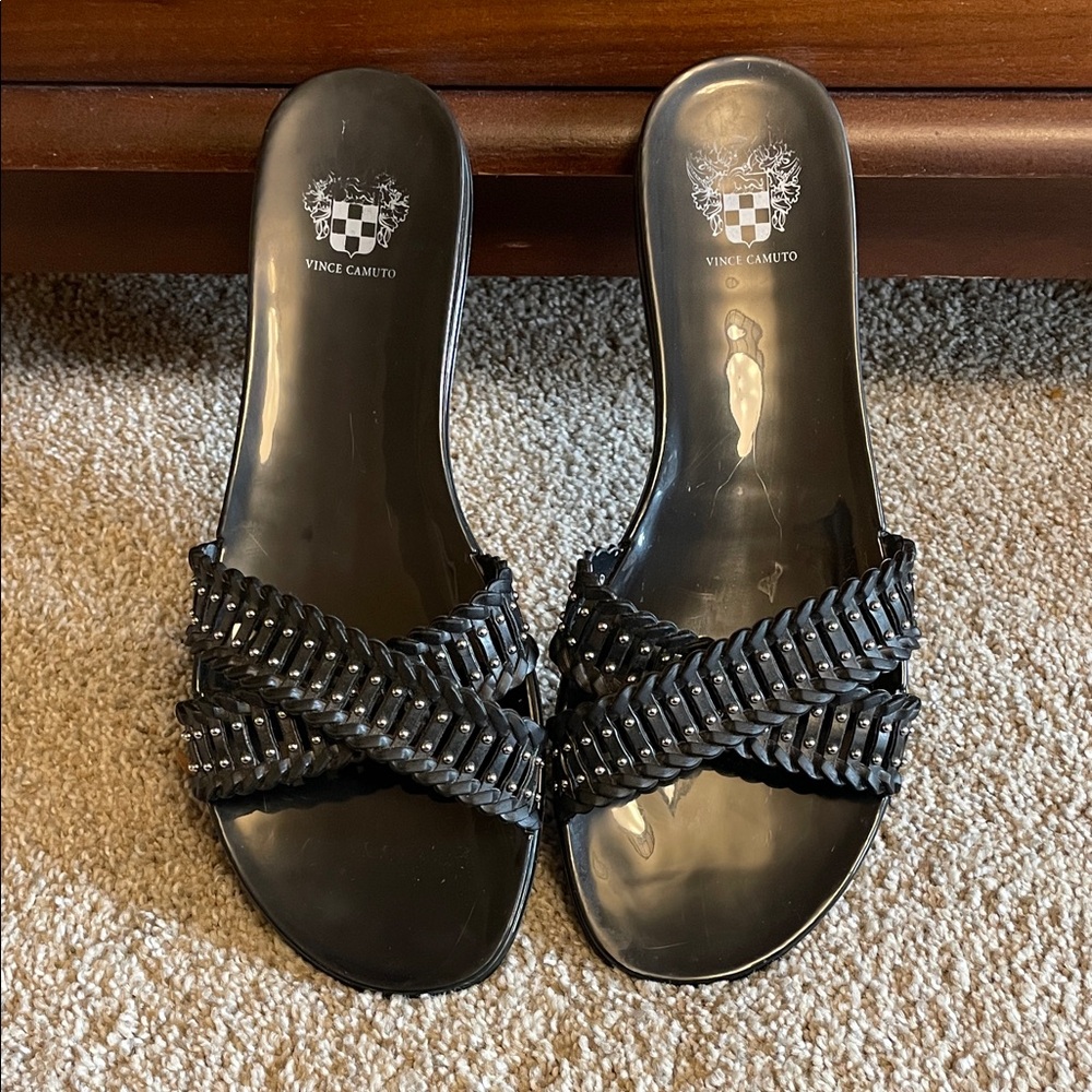 Vince Camuto jelly slides - Picture 2 of 8
